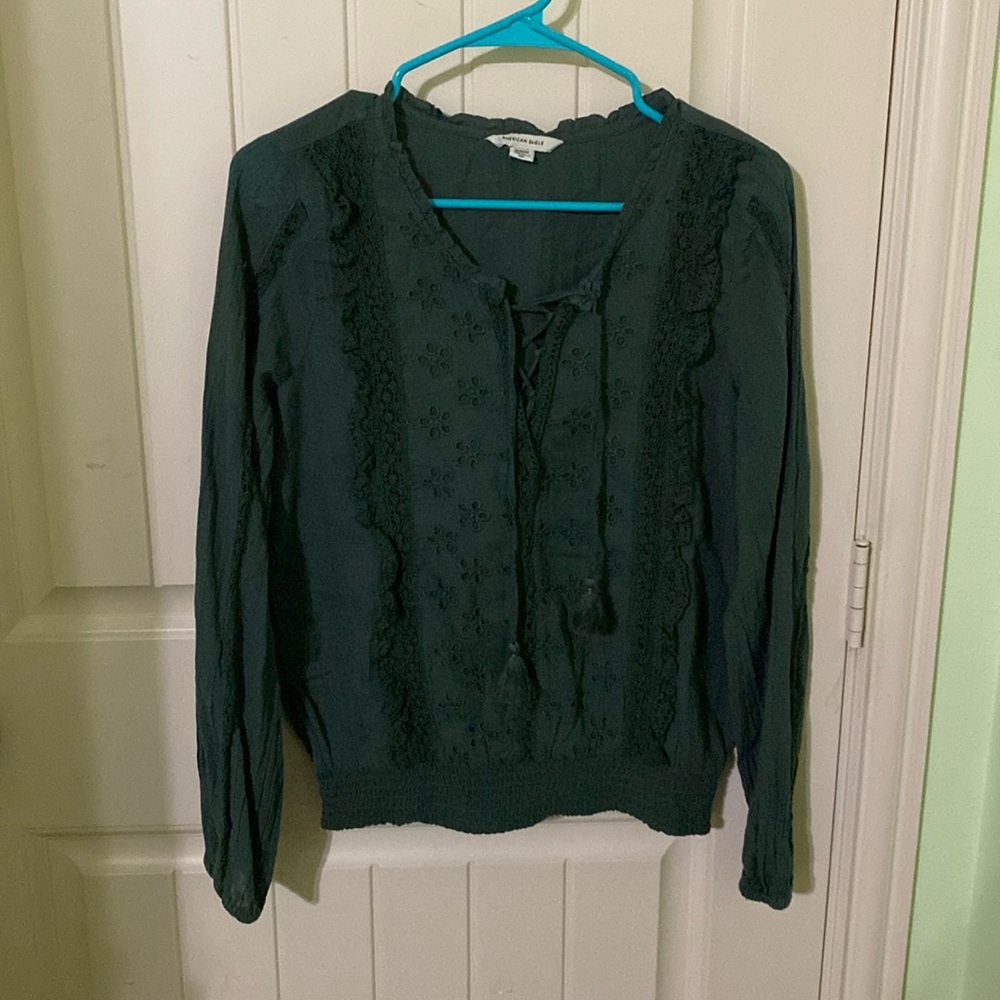 American Eagle Women’s Top Size M